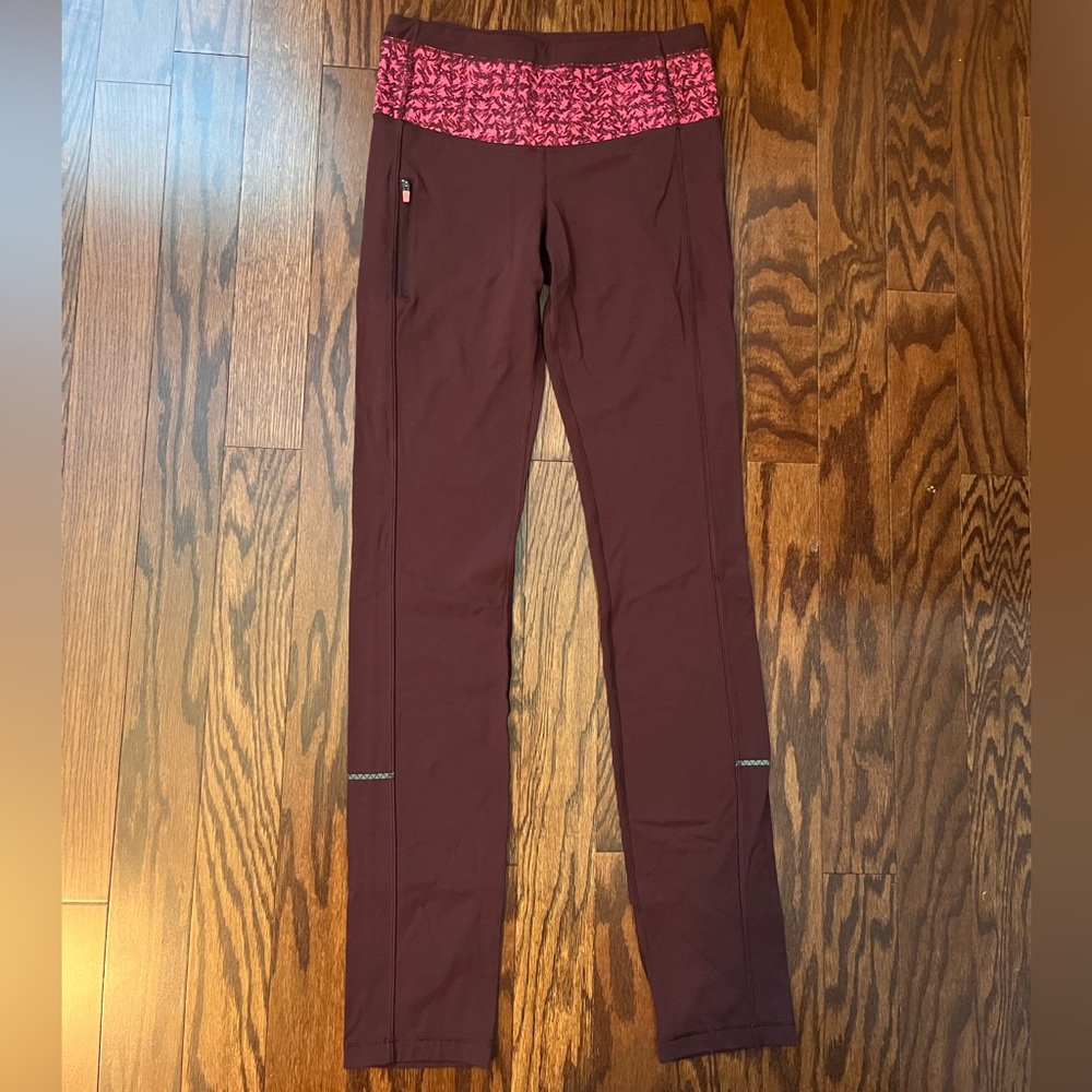 Lululemon Size 6 - Maroon/Pink - Leggings